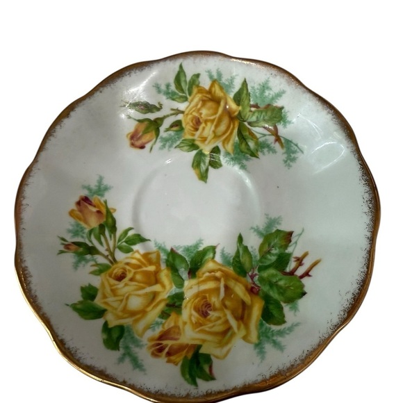 Royal Albert Tea Rose England Bone China Teacup and Saucer 839056 Vintage tea. - Picture 5 of 5